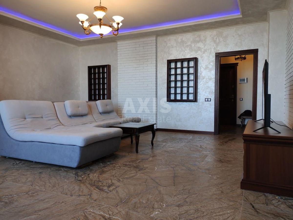 3k apartment vul. Solom'jans'ka 152