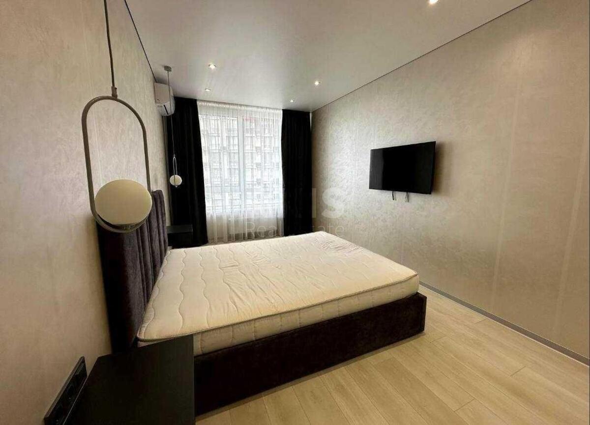 3k apartment nab. Dniprovs'ka 15Ж627466