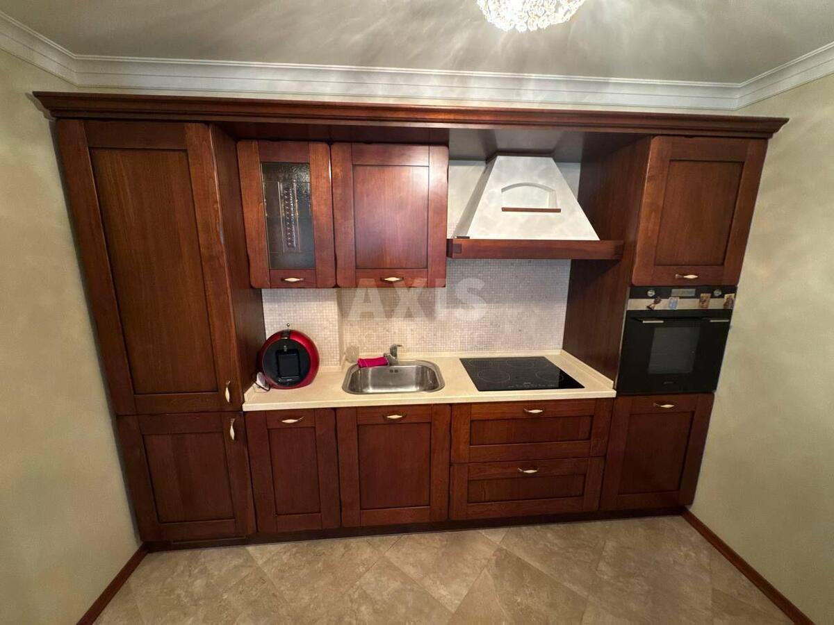 2k apartment vul. Yulia Zdanovska 46/1