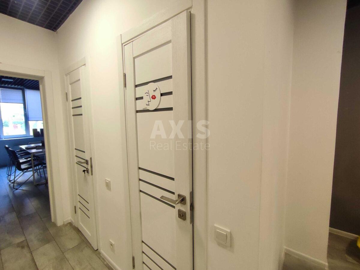 Office vul. Regeneratorna 4, 87m211