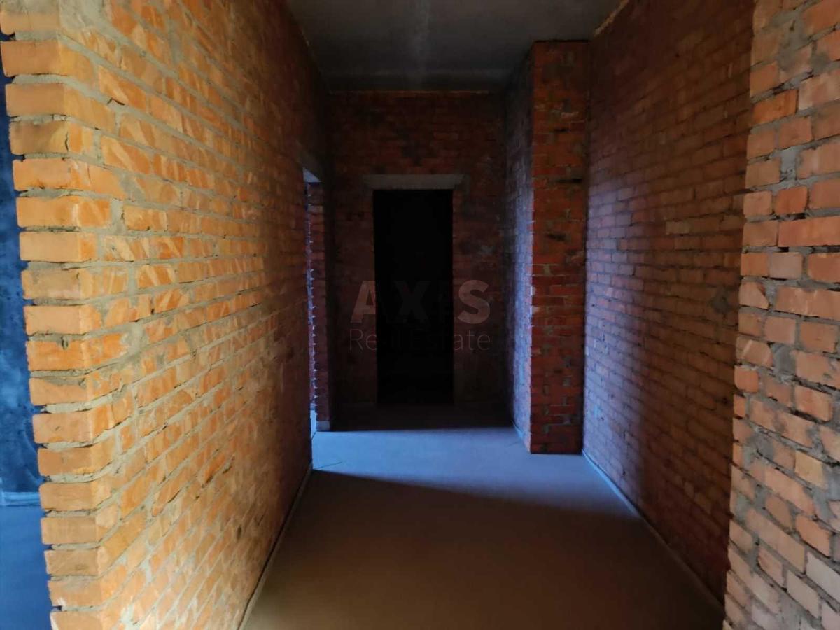 2k apartment vul. Kyrylivs'ka 4Б2