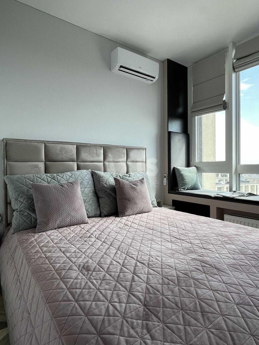 1k apartment vul. Zarichna 165