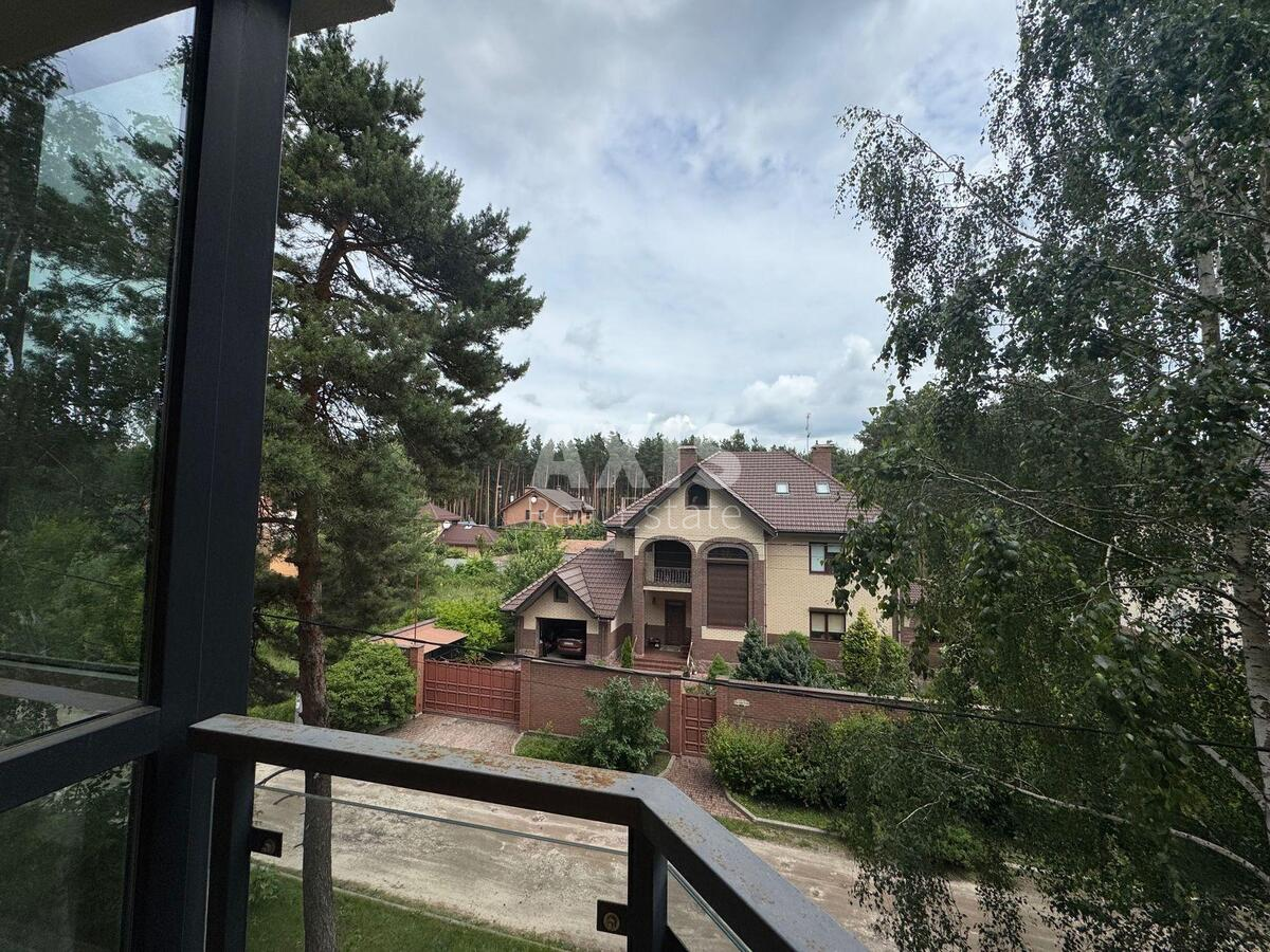 1k apartment vul. Radystiv 4012