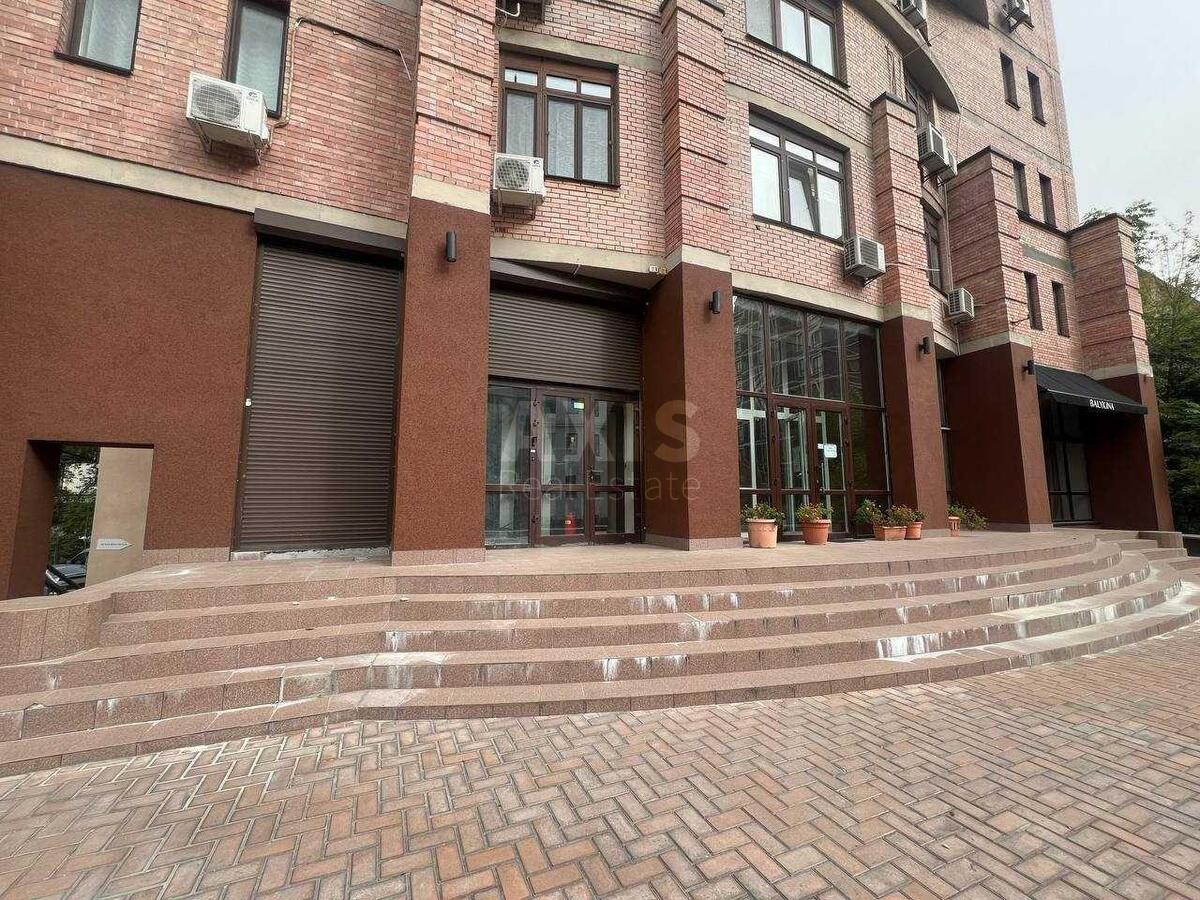 Trade object vul. Turgenjevs'ka 28А, 150m2