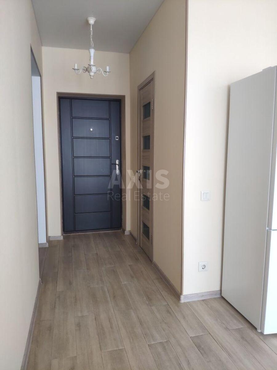 1k apartment vul. Radystiv 3210