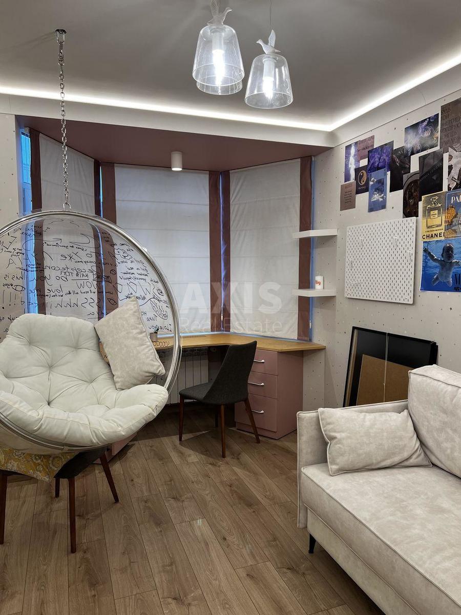 3k apartment vul. Lypkivs'kogo Vasylja Mytropolyta 37Б4