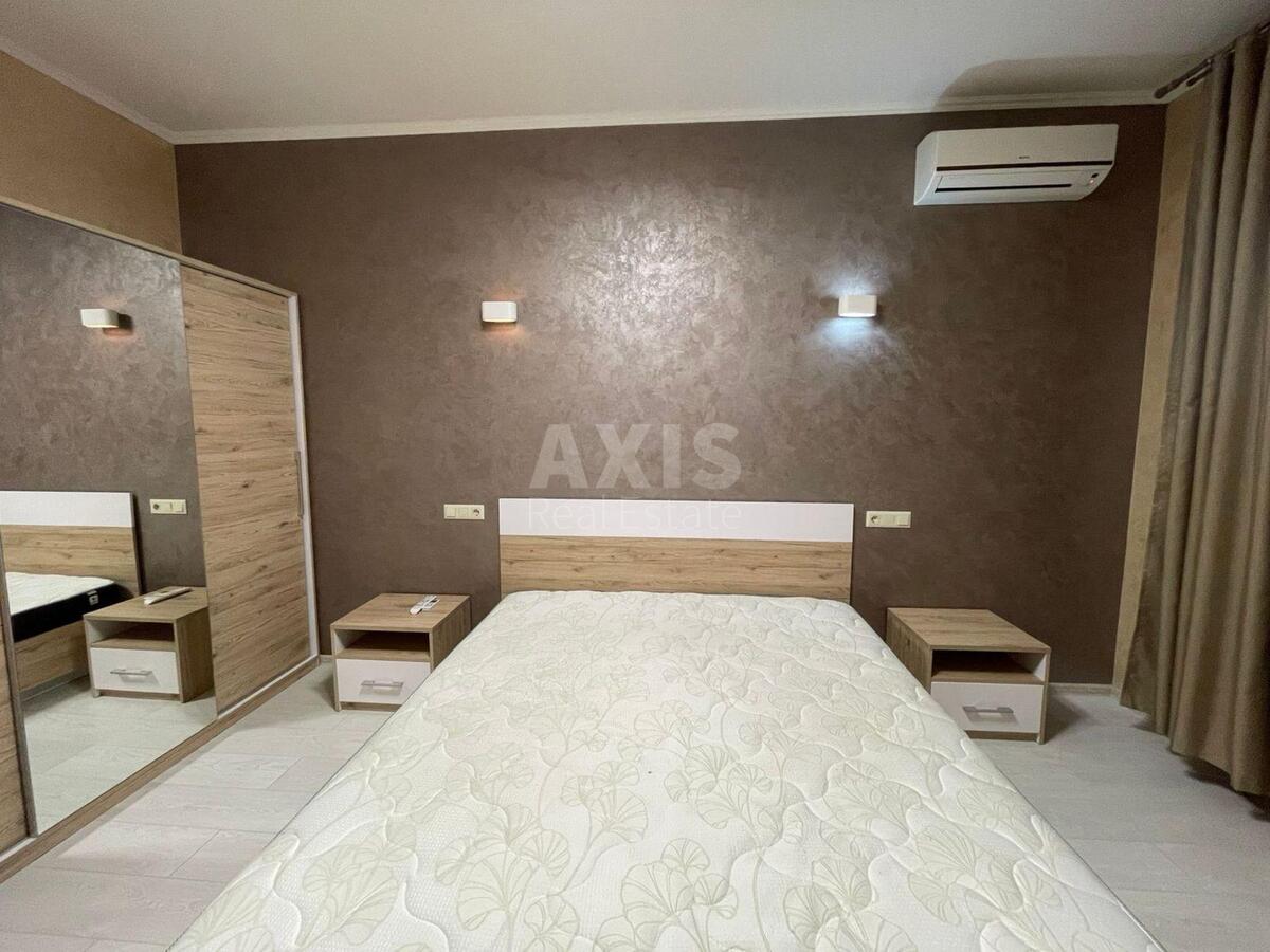 1k apartment vul. Truskavec'ka 4Б600596