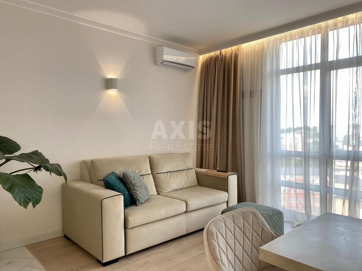 1k apartment vul. Glybochyc'ka 136