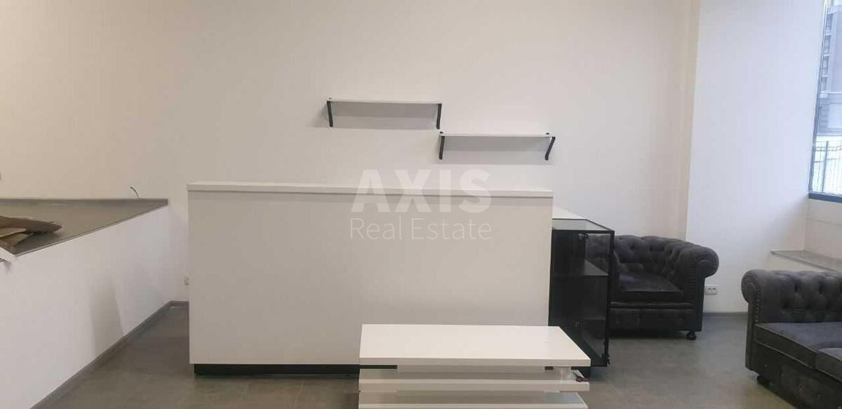 Trade object vul. Dragomyrova Myhajla 14А, 100m24