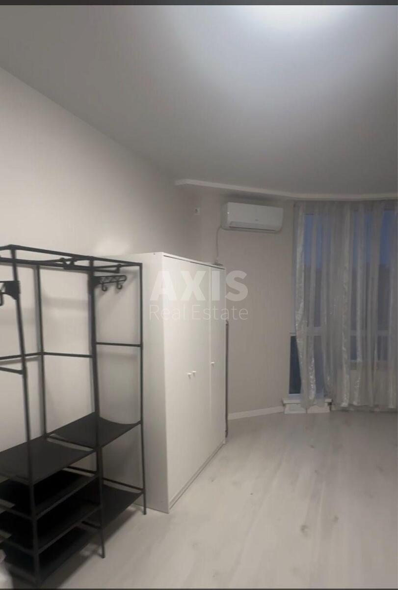 1k apartment vul. Svitla 3Д0