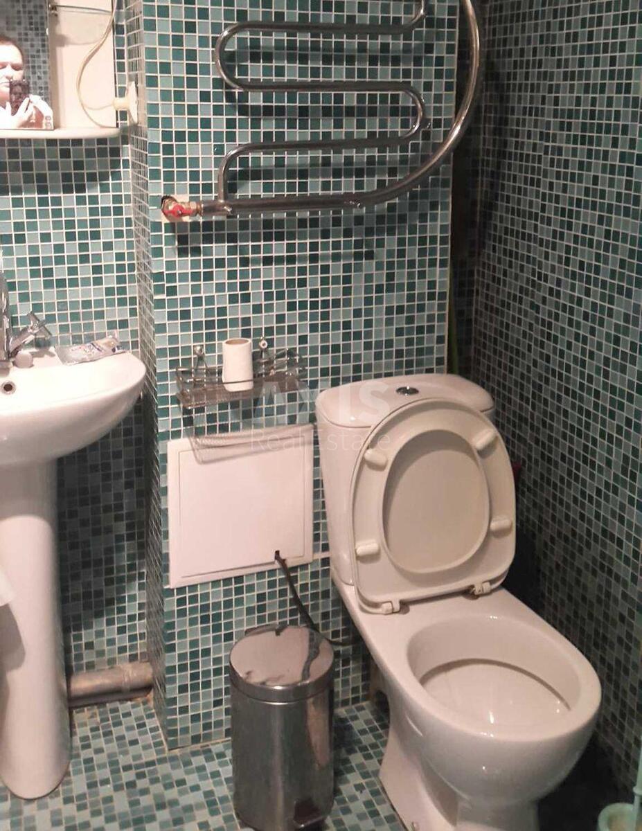 3k apartment vul. Malyshka Andrija 9570086