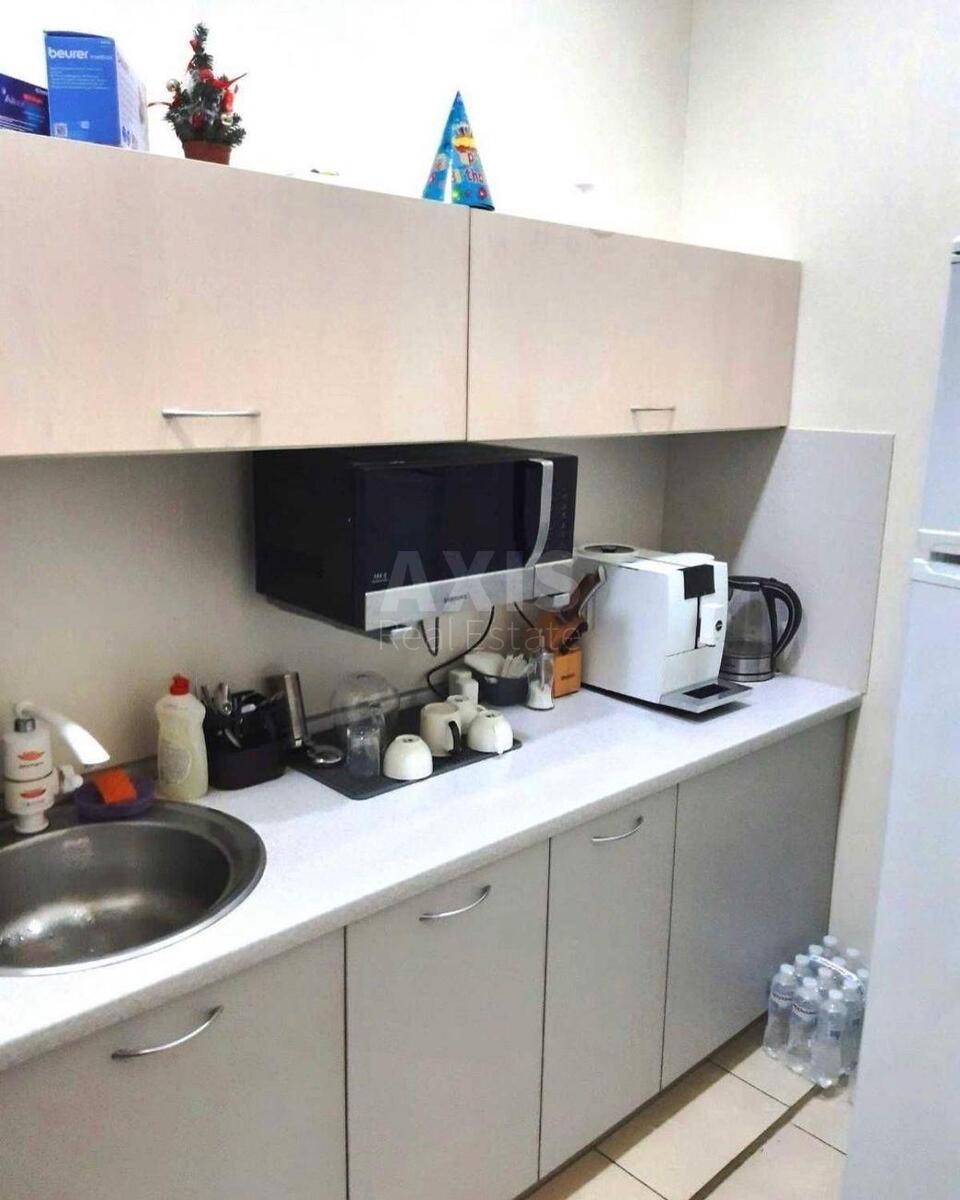 Office vul. Nemyrovycha-Danchenka 14/13, 153m2569819