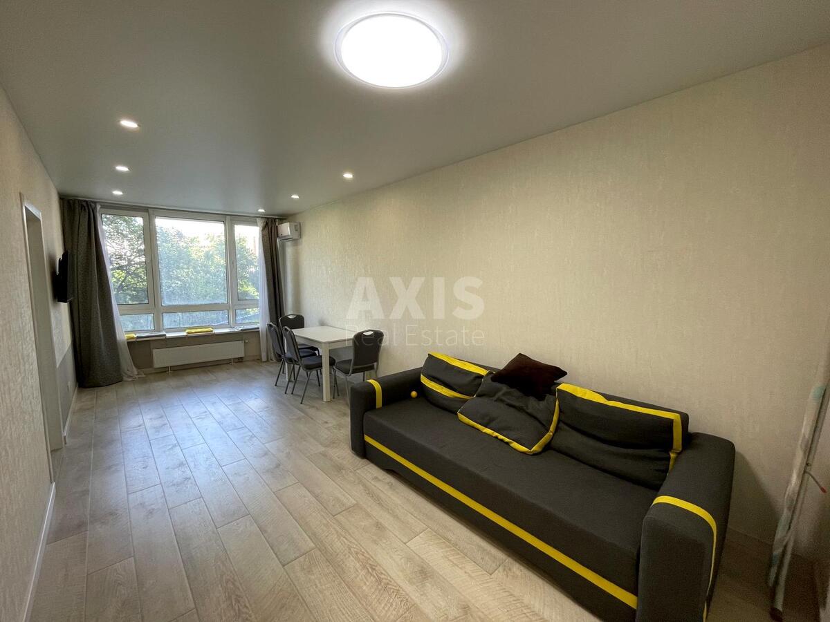 2k apartment vul. Zarichna 166102012