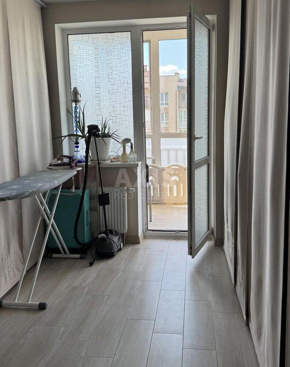 4k apartment vul. Metrologichna 545677112