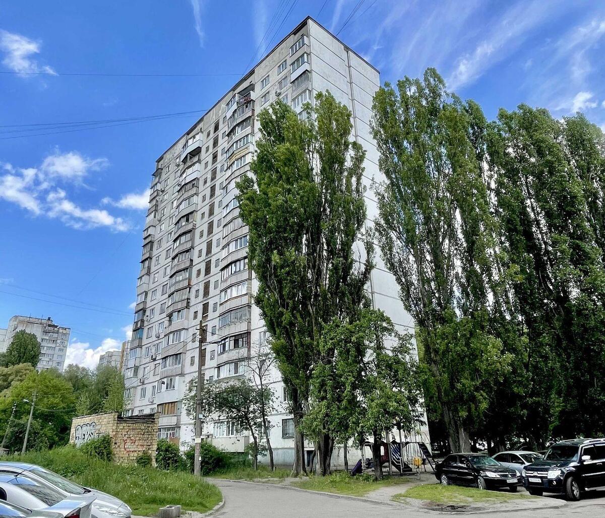 3к квартира пр-т Глушкова Академика 1858240