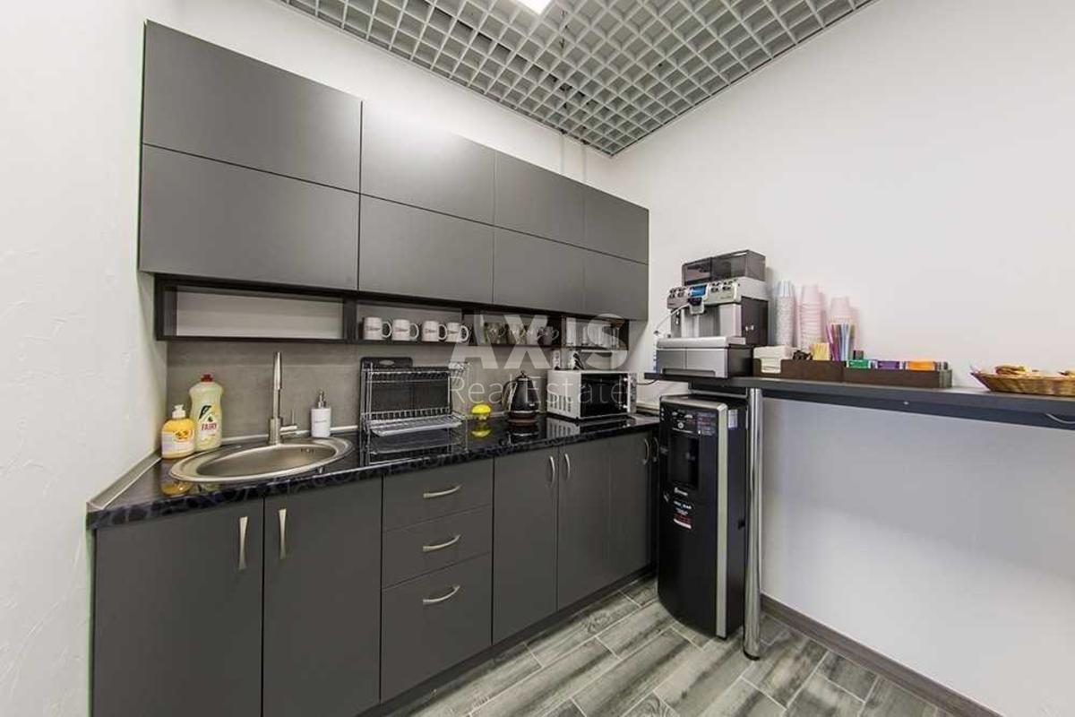 Office vul. Panasa Myrnogo 17, 442m2409338