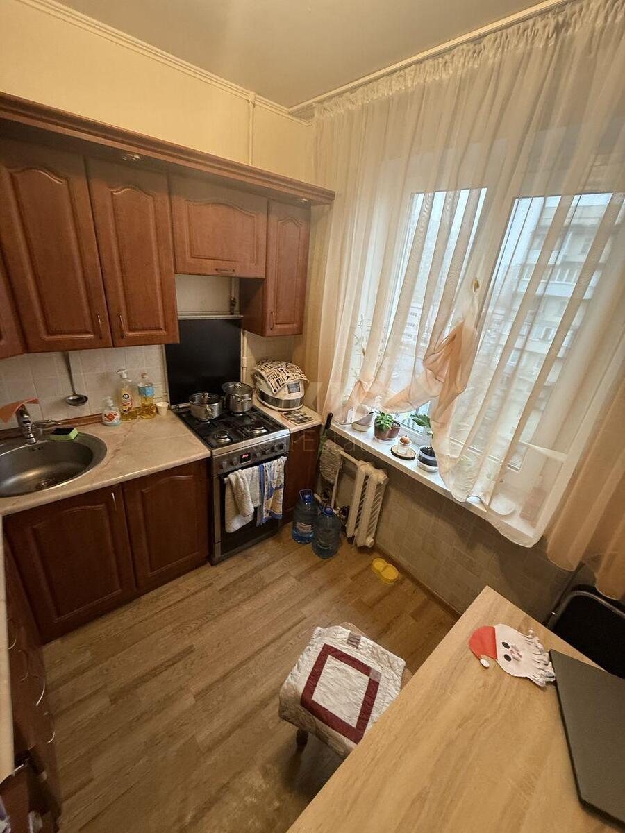 3k apartment pr-t Poryka Vasylja 15А