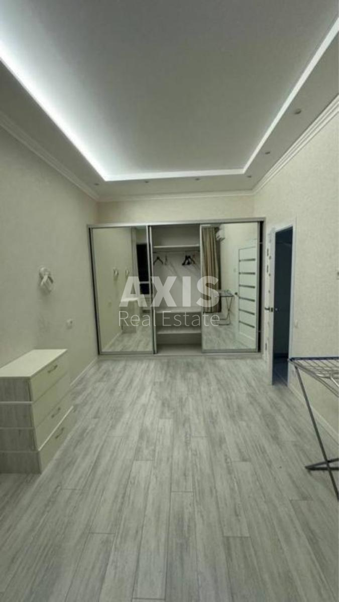 3k apartment vul. Zarichna 1