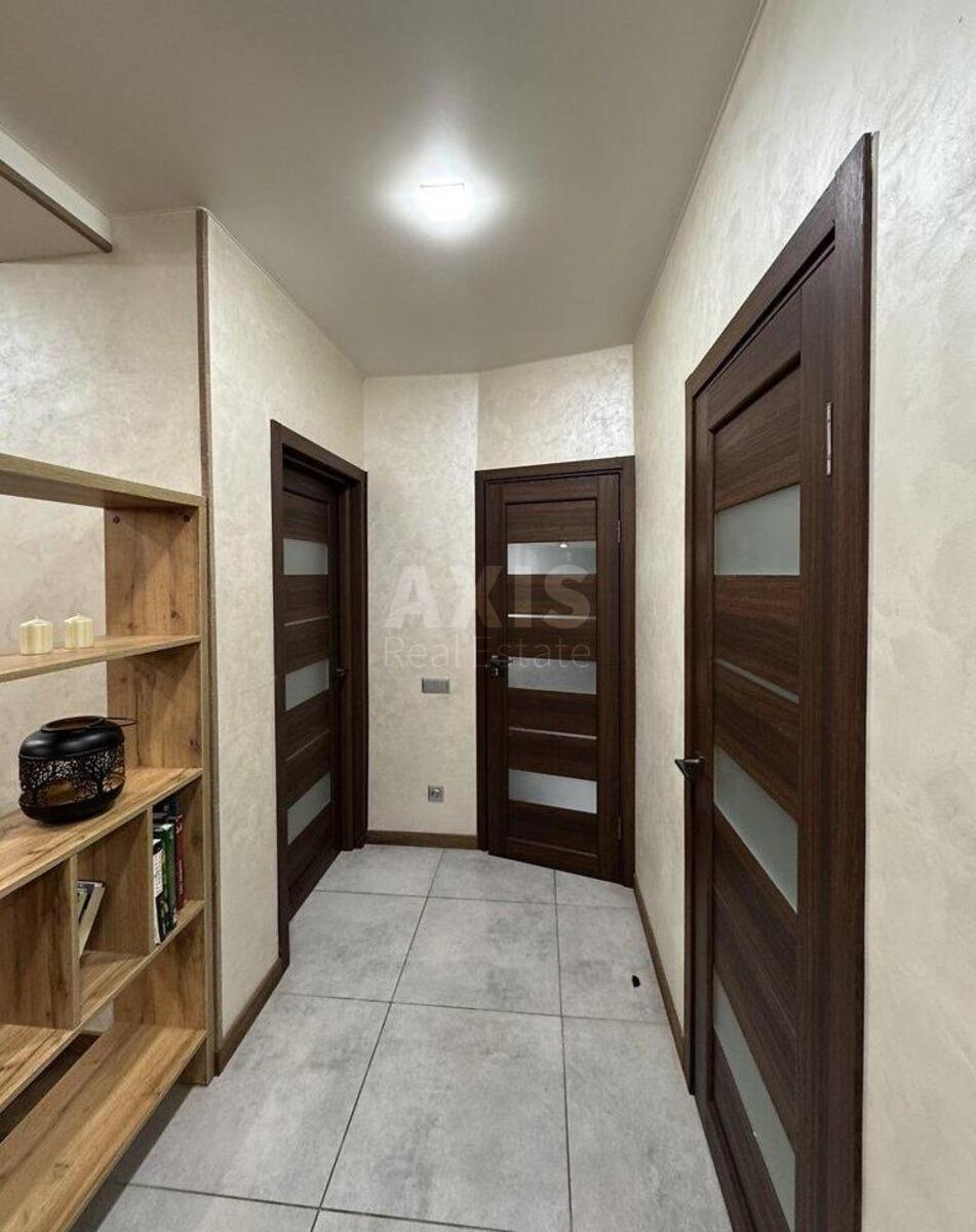 2k apartment vul. Glybochyc'ka 13/35