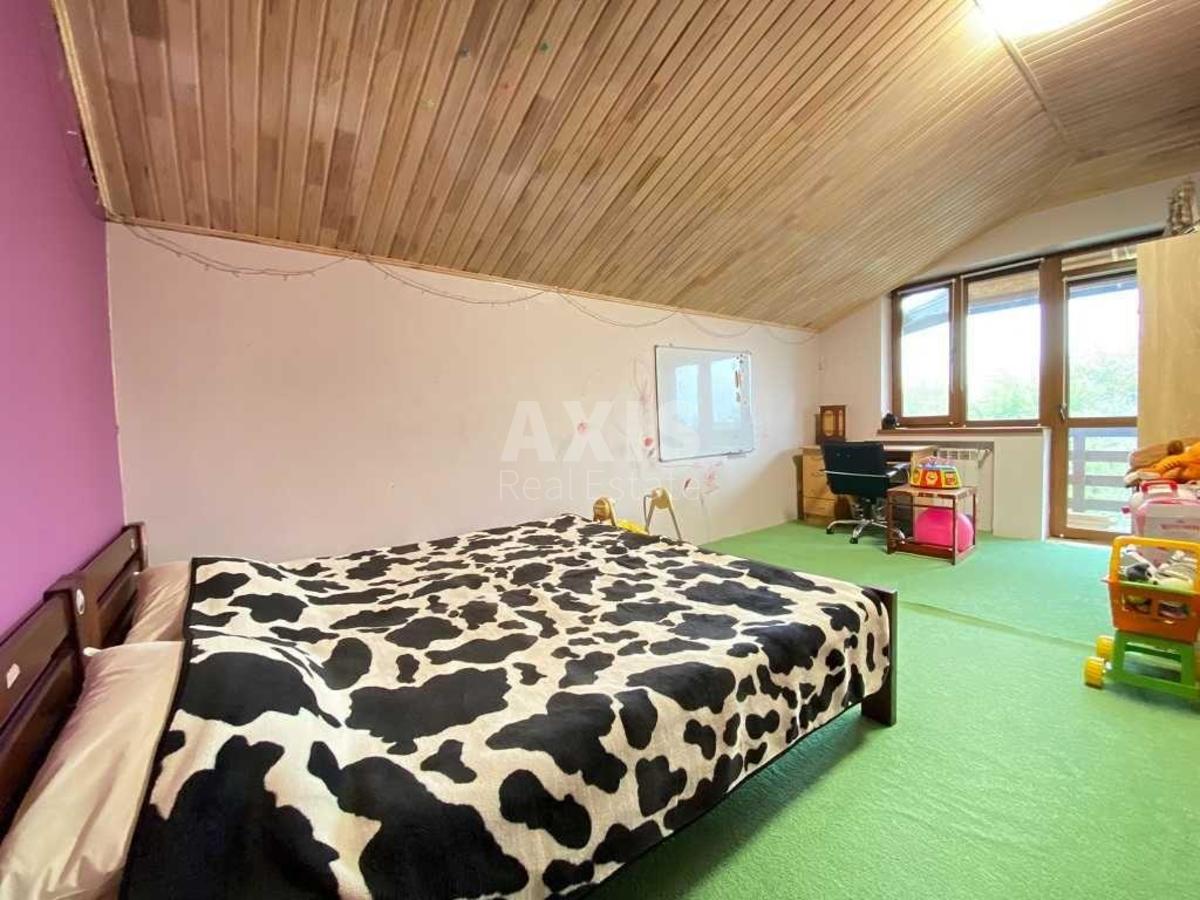 House vul. Berkovec'ka, 312m2, Kyiv city0