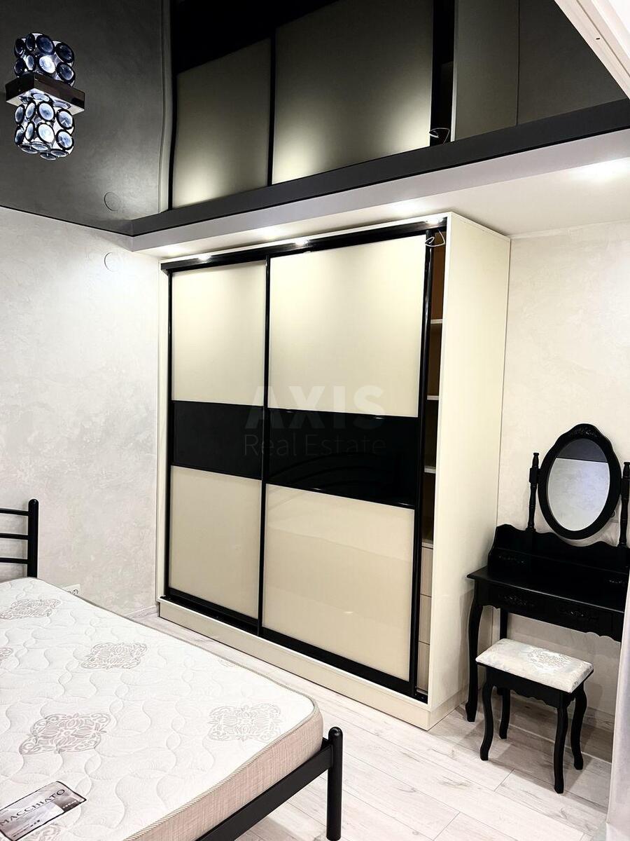 1k apartment vul. Zlatoustivs'ka 466