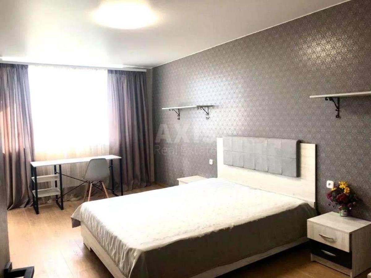 1k apartment vul. Myhajla Maksymovycha 322