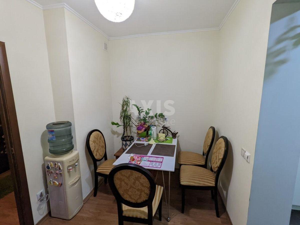 1k apartment vul. Vashhenka Grygorija 72
