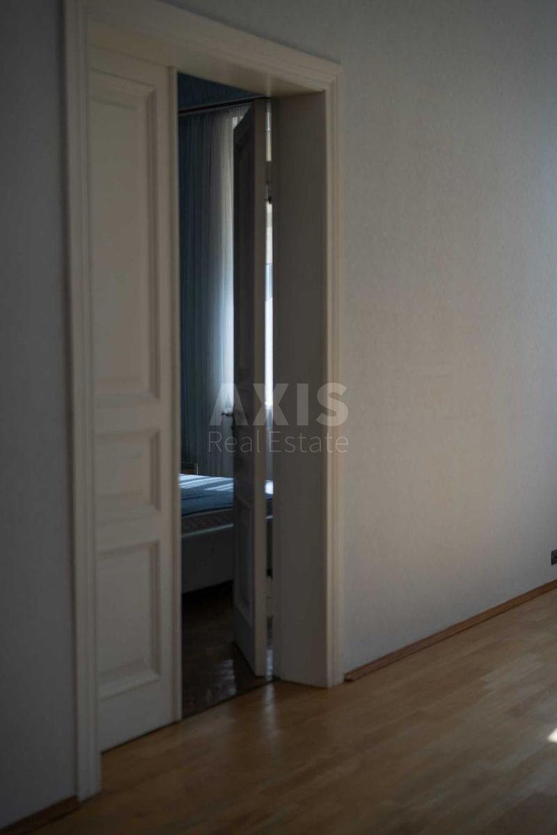 5k apartment vul. Saksagans'kogo 284
