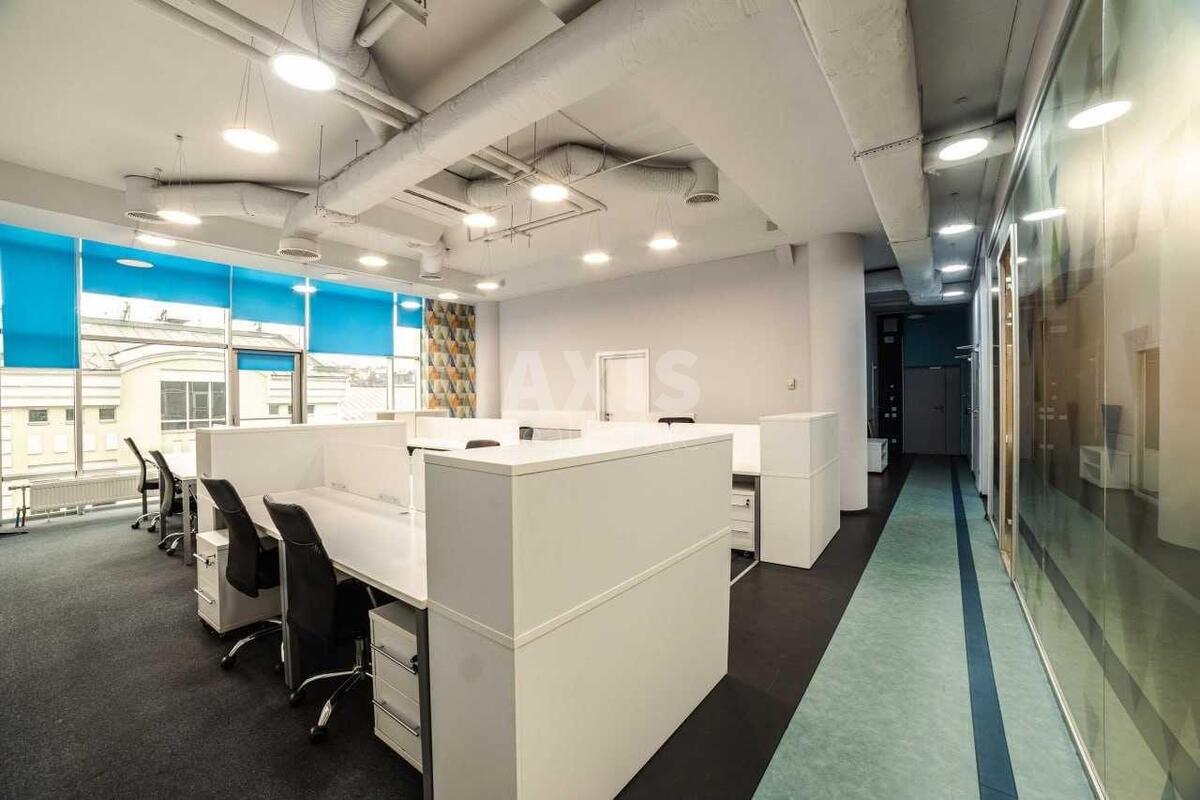 Office vul. Gajdara 58/10, 554m23