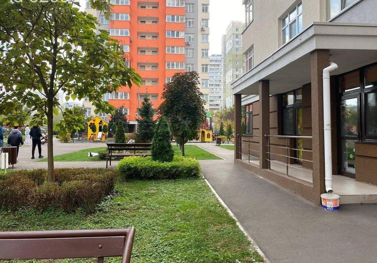 3k apartment vul. Oleny Pchilky 3Д3