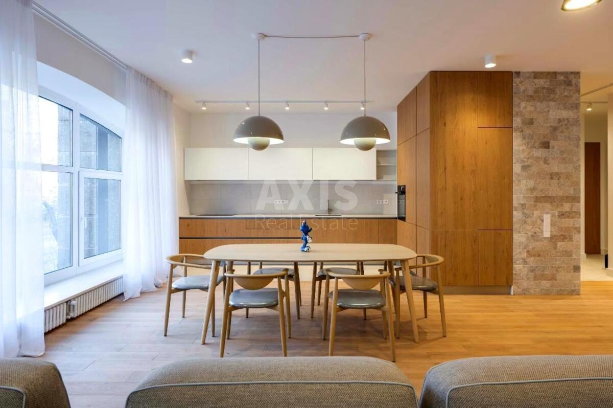 4k apartment vul. Skoropads'kogo Pavla 35/39637921