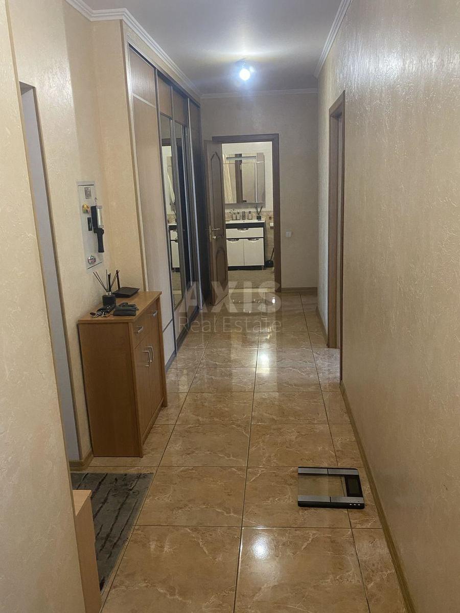 2к квартира пр-т Науки 80А3