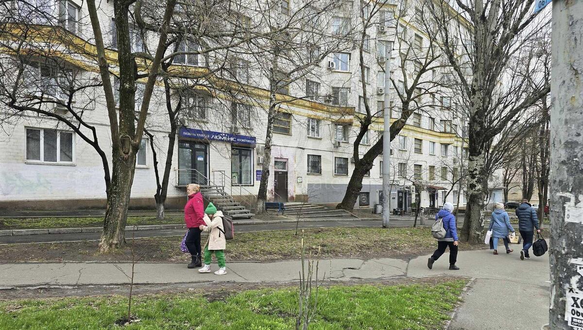 Объект торговли бул. Дружбы Народов 32, 50м20