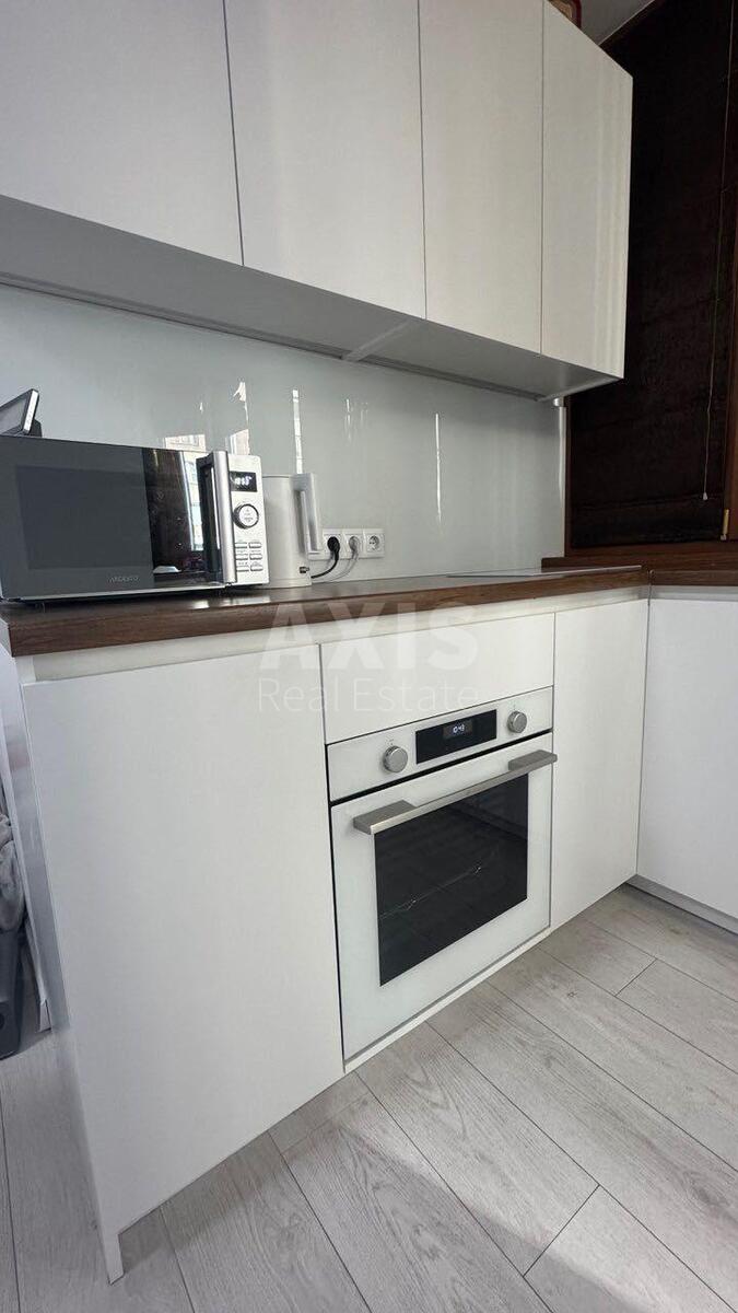 3k apartment vul. Malyshka Andrija 360180