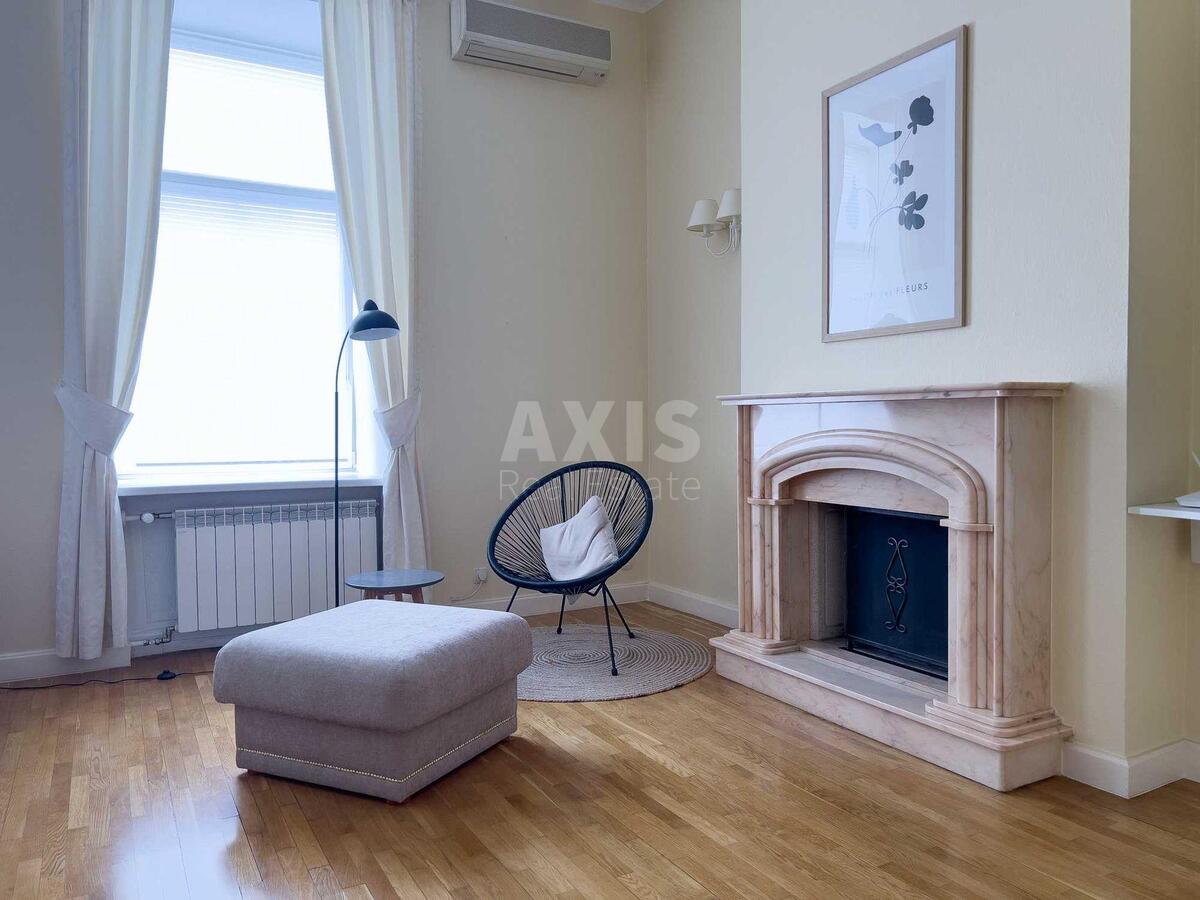 4k apartment vul. Ljuterans'ka 28/194