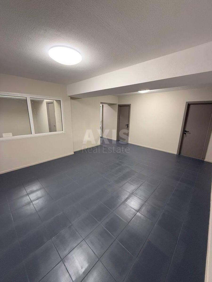 Office vul. Velyka Vasyl'kivs'ka 124А, 104m260231