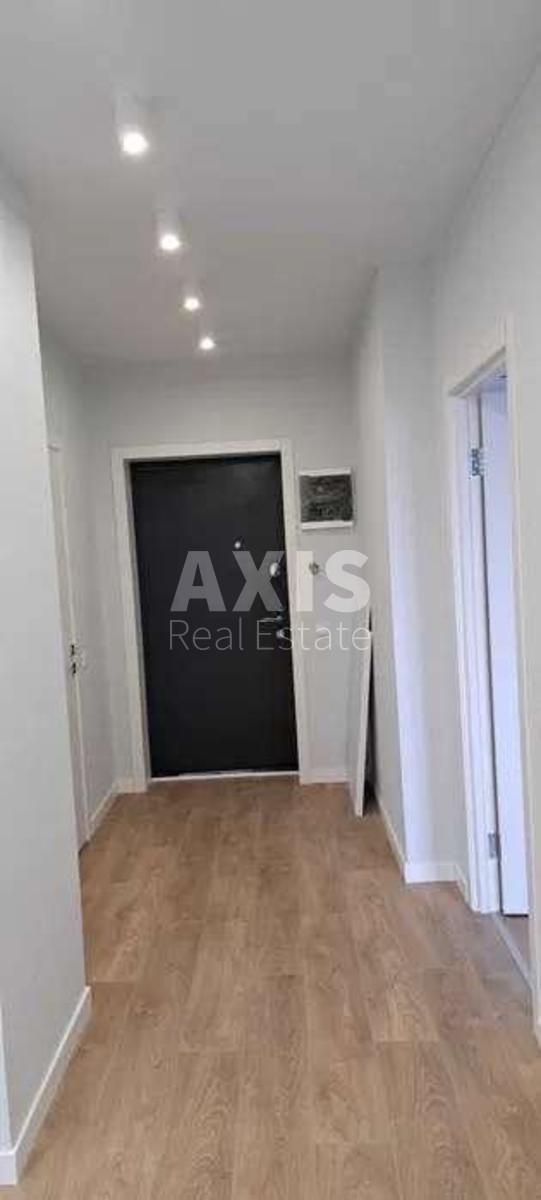 1k apartment vul. Nyzhn'okljuchova 14300497