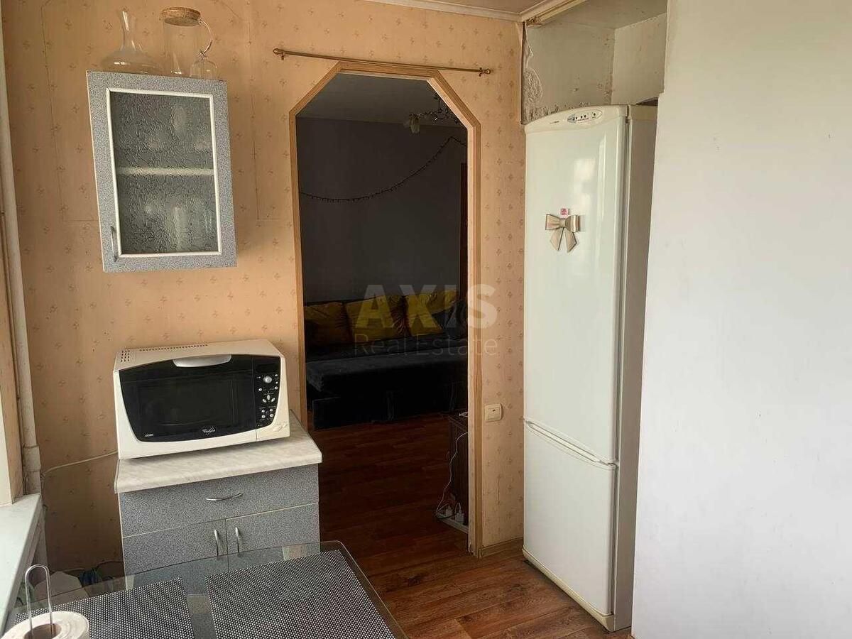 3k apartment vul. Budivel'nykiv 27А8