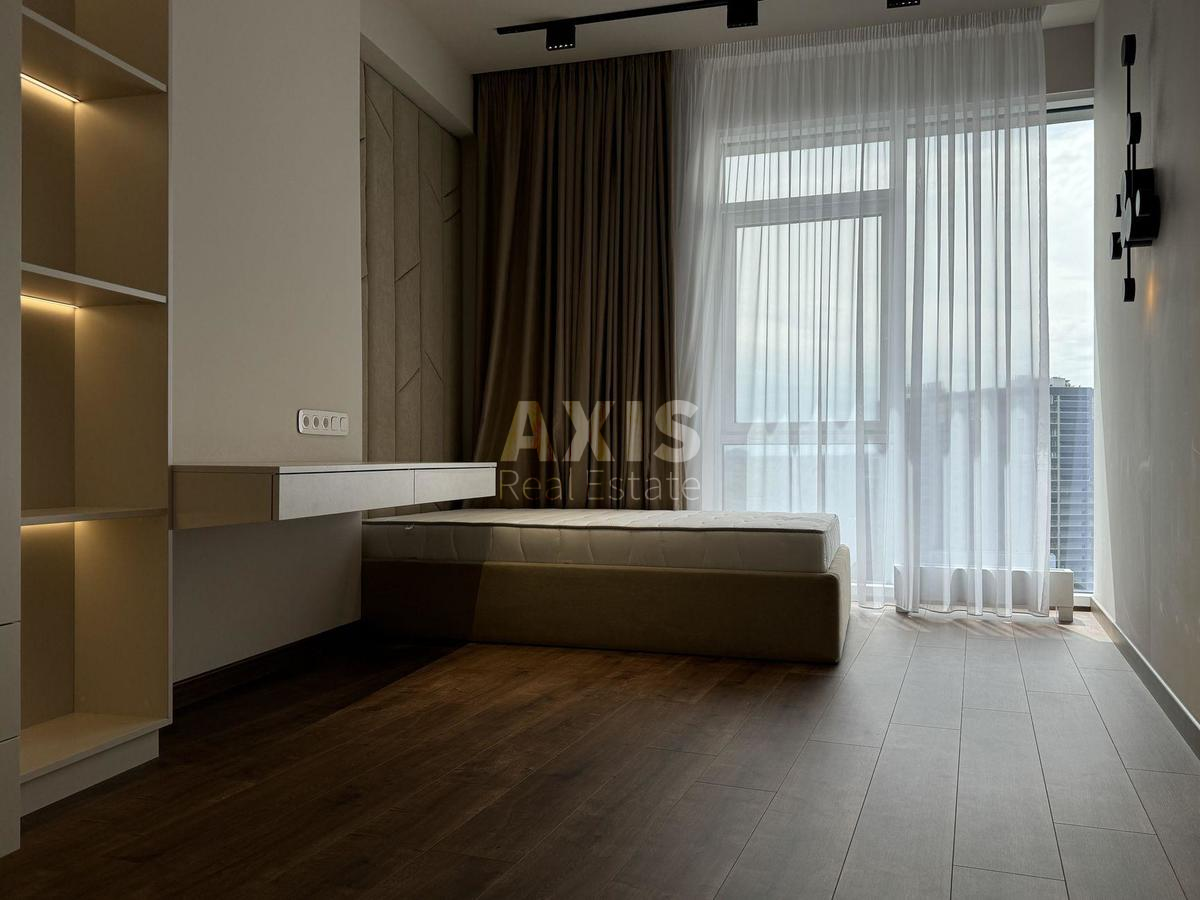 4k apartment vul. Buslivs'ka 12340154