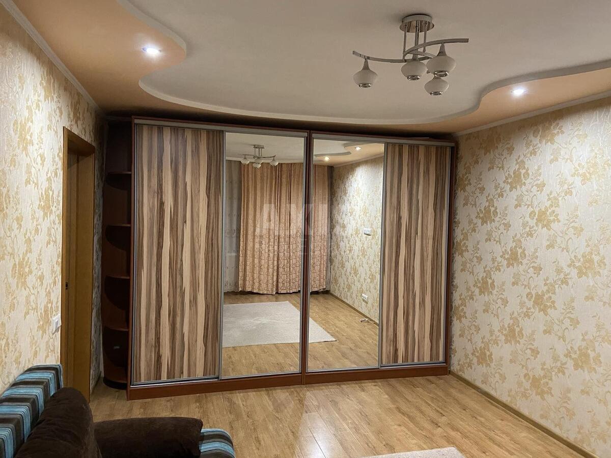 1k apartment vul. Bal'zaka Onore de 68566513