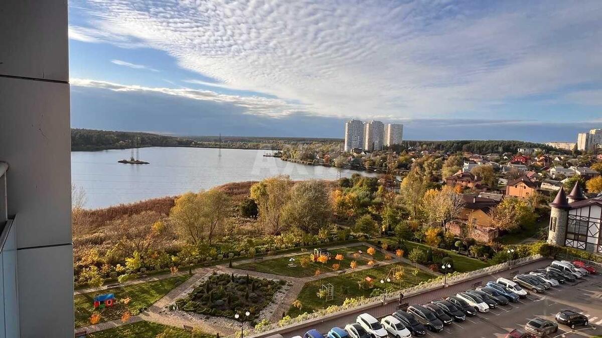 1к квартира ул. Ушакова Николая 1В6109416