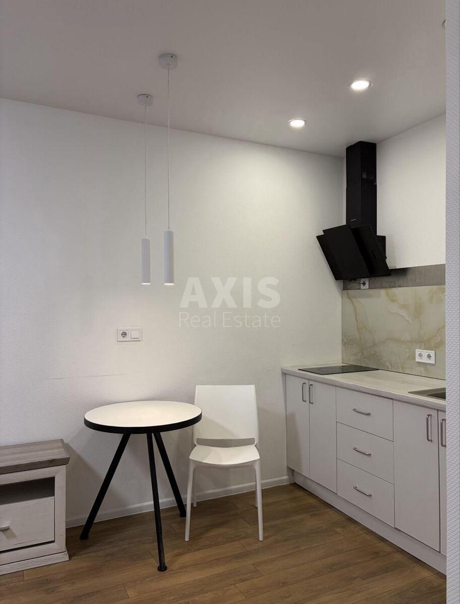 1k apartment vul. Stusa Vasylja 3561111