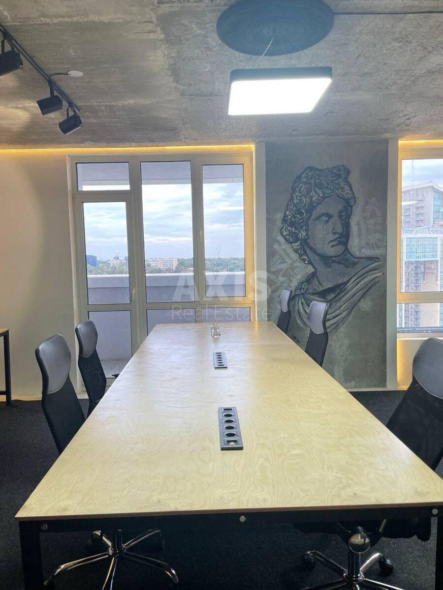 Office vul. Kikvidze 41Б, 105m2569041