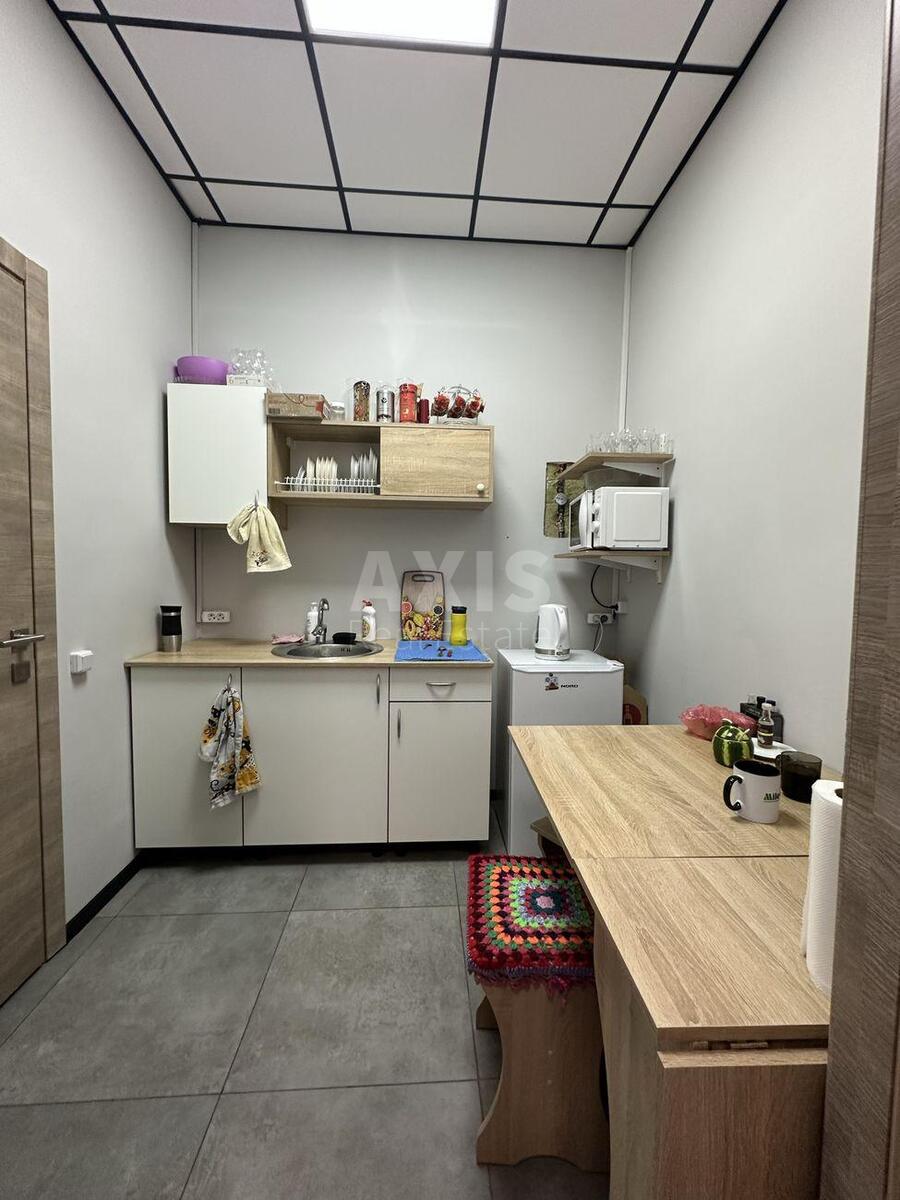 Office vul. Praktychna 2, 105m24