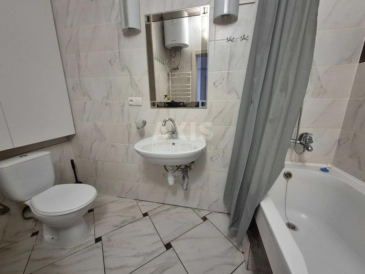 1k apartment vul. Malevycha Kazymyra 896133710