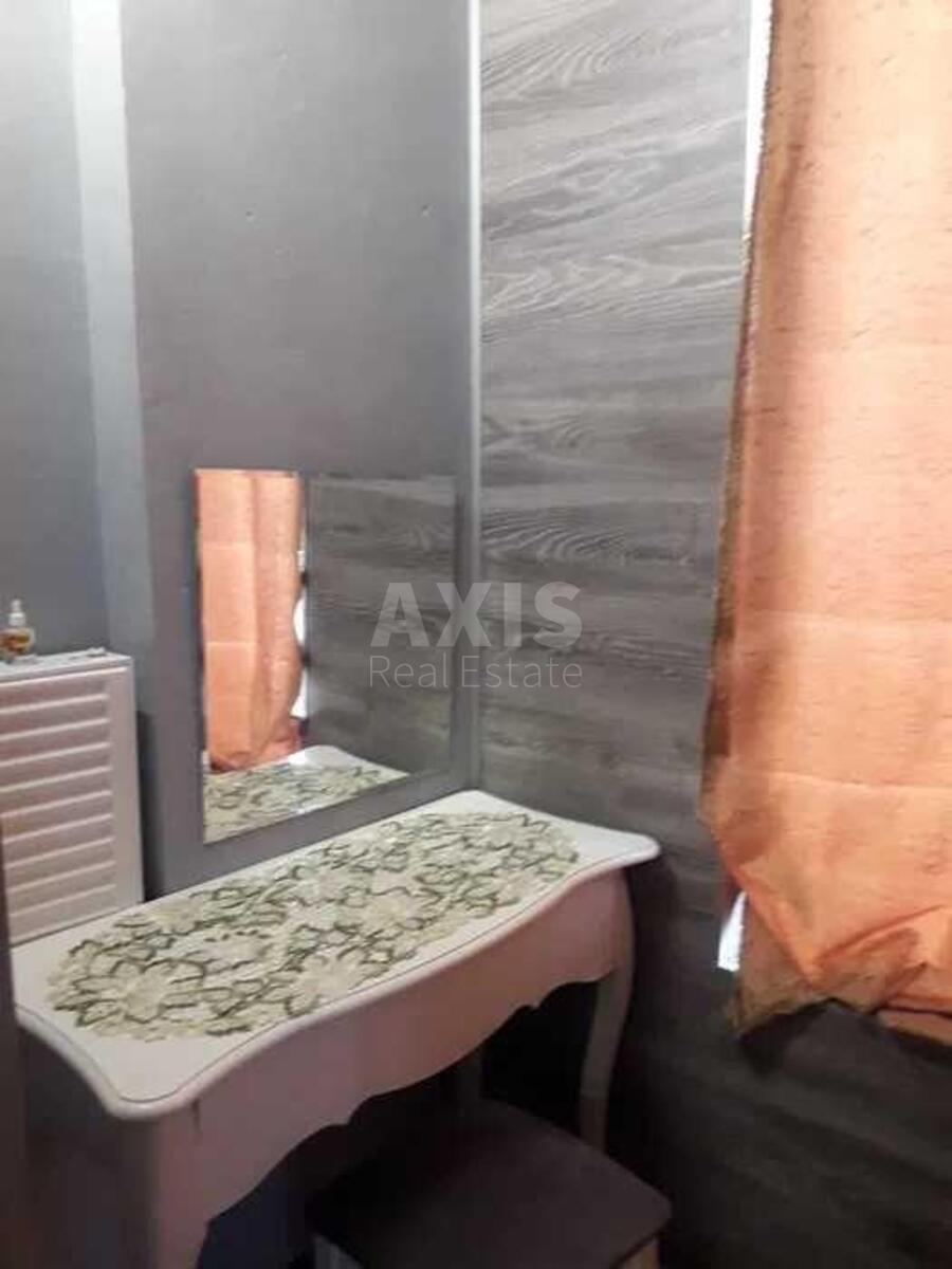 2k apartment pr-t Komarova Kosmonavta 115639414
