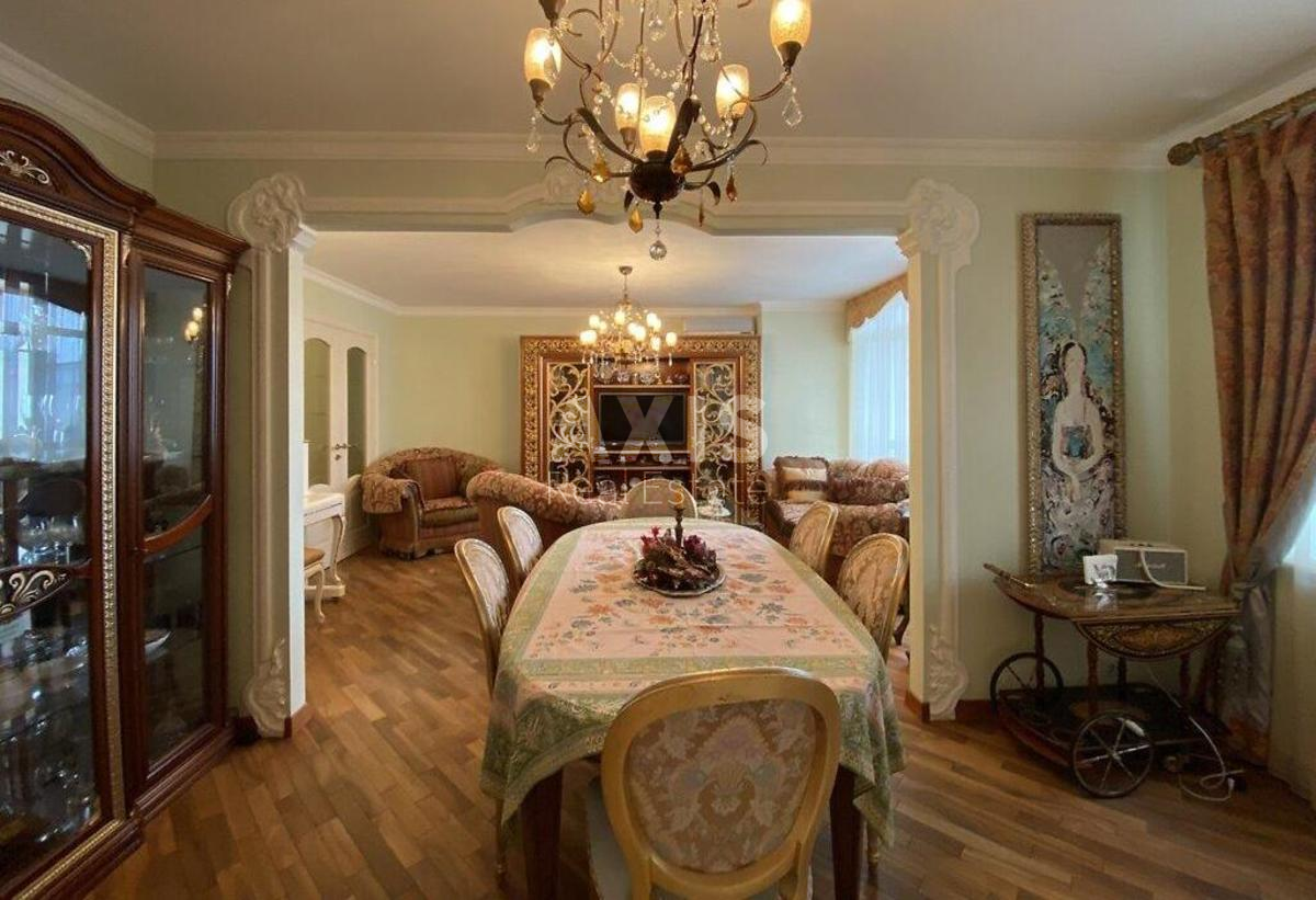 4k apartment prov. Jaroslavs'kyj 7/9432221