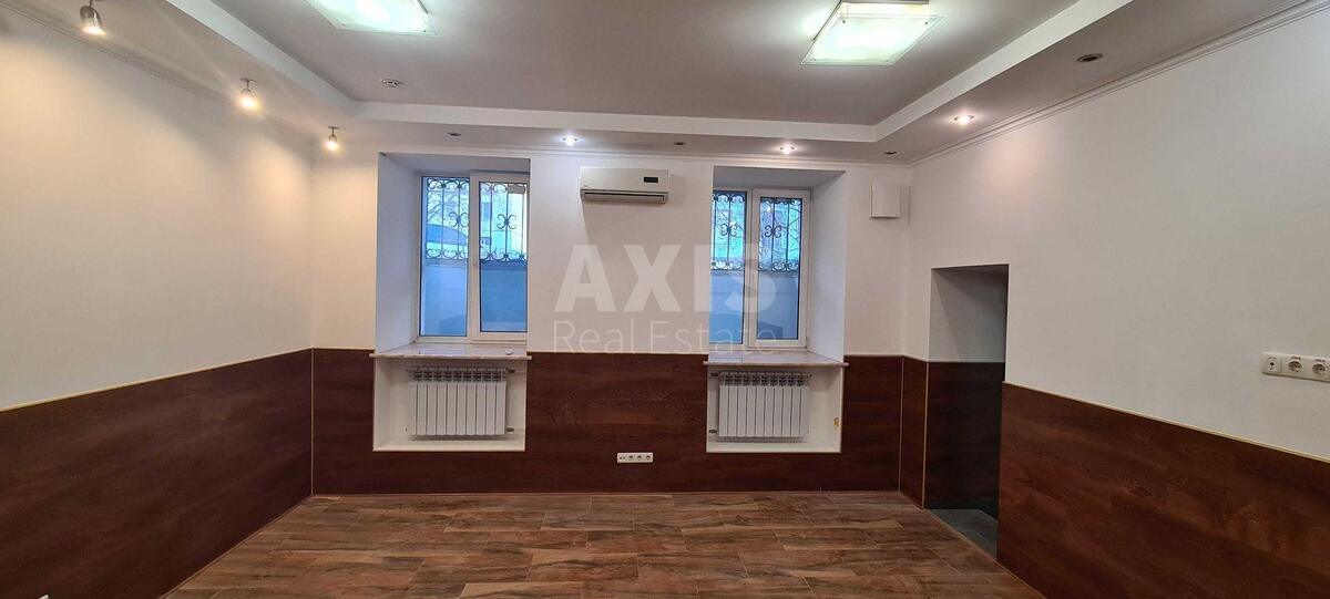 Об'єкт торгівлі вул. Оболонська 9, 120м2608222