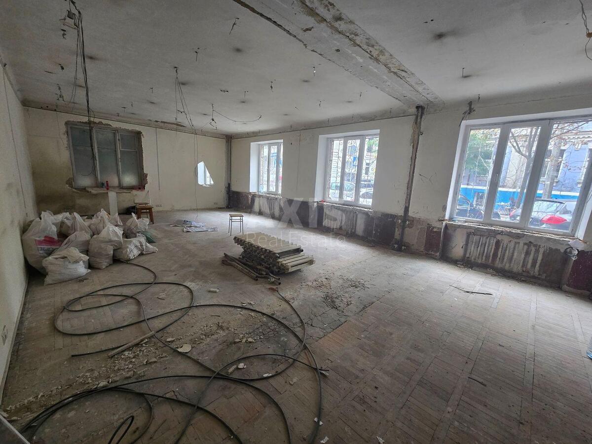 Trade object vul. Gonchara Olesja 6, 330m2609006