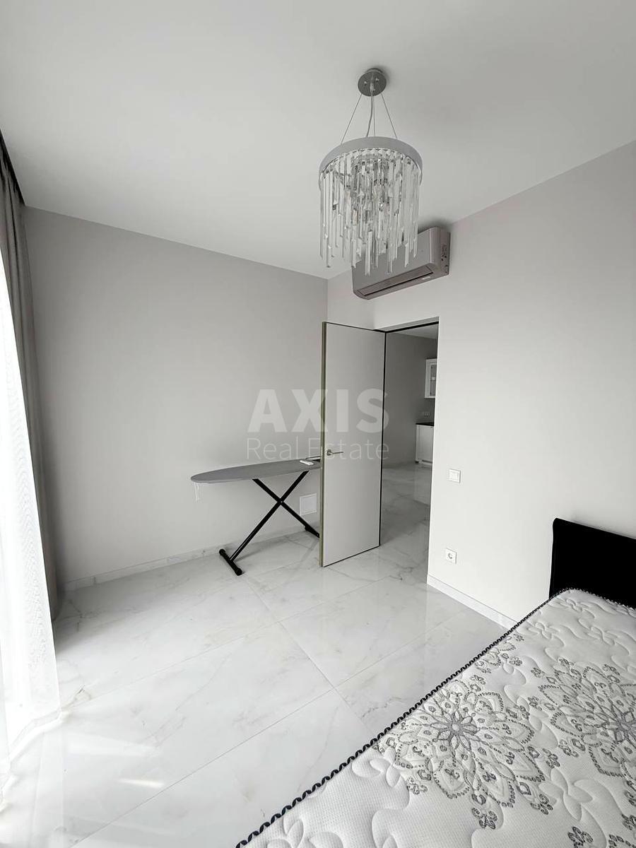 3k apartment vul. Antonovycha 446100110